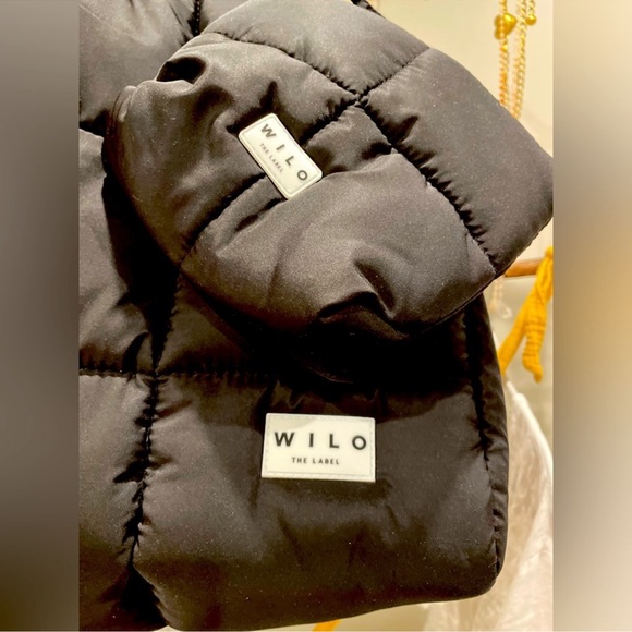 Wilo the Label Black Puffer Tote Bag with Pouch - Picture 2 of 14